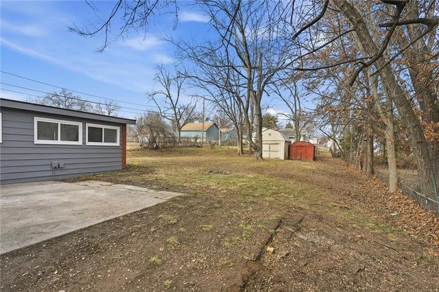 1204 67th Street, Kansas City, MO 64118