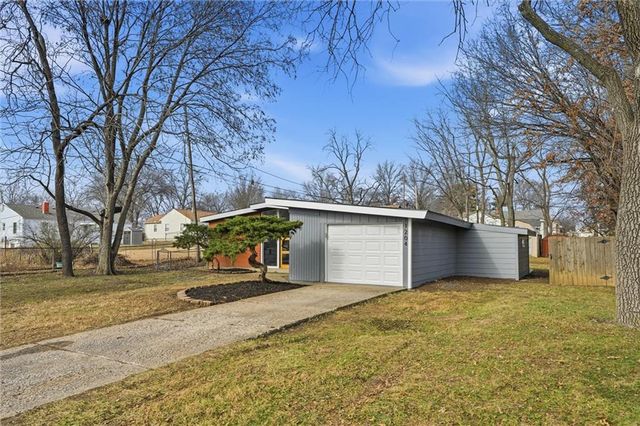 1204 67th Street, Kansas City, MO 64118