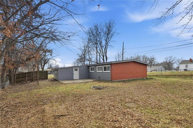 1204 67th Street, Kansas City, MO 64118