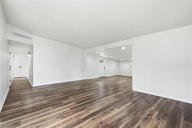 1204 67th Street, Kansas City, MO 64118