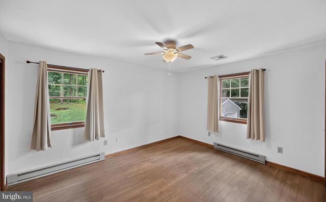 2161 HOLLYBERRY CT, Pottstown, PA 19464