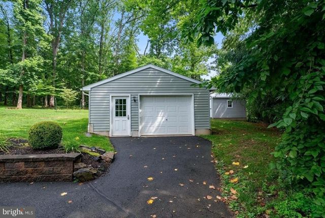 2161 HOLLYBERRY CT, Pottstown, PA 19464