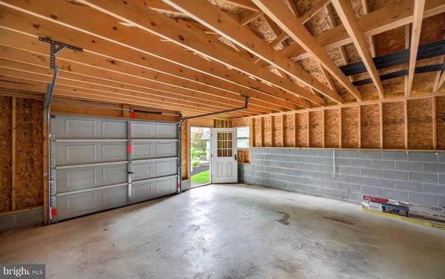 2161 HOLLYBERRY CT, Pottstown, PA 19464