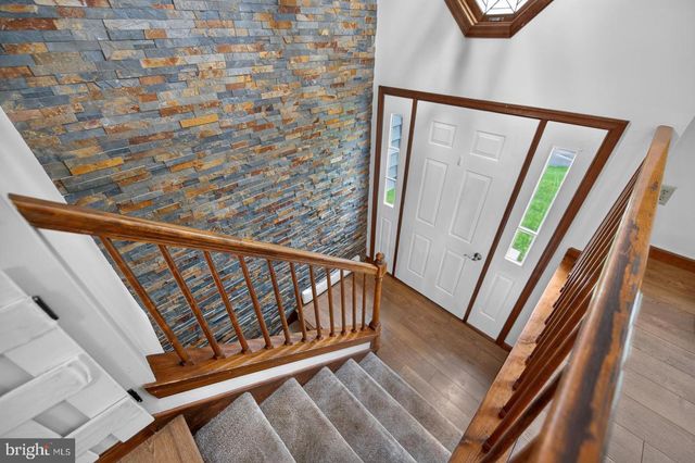 2161 HOLLYBERRY CT, Pottstown, PA 19464