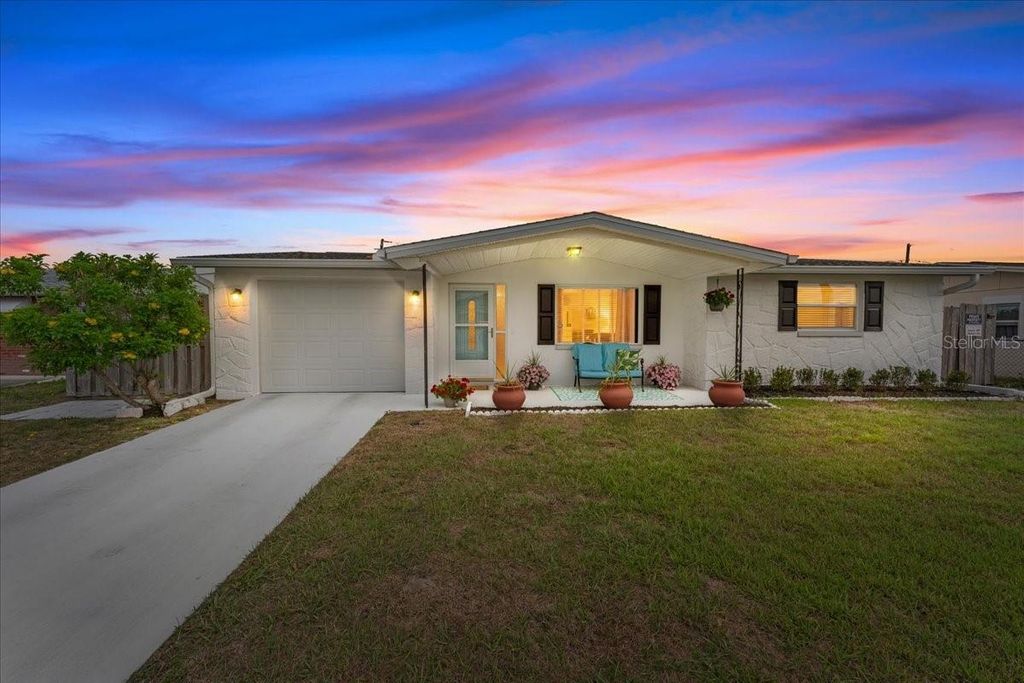 3731 ELMWOOD DRIVE, Holiday, FL 34691