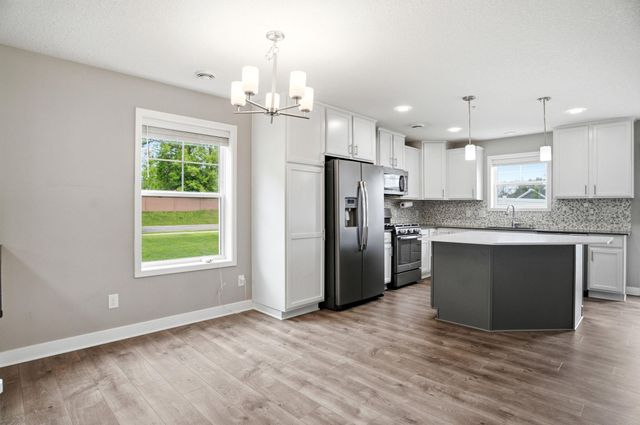 13759 102nd Place N, Maple Grove, MN 55369