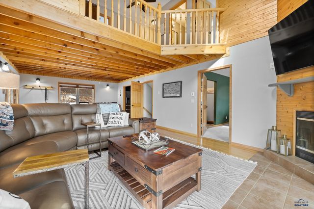 21310 CABIN RD, Lead, SD 57754