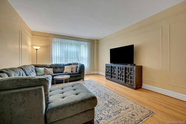 1440 Midland Avenue 4H, Bronxville, NY 10708