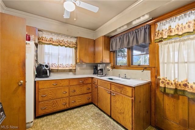 406 Root Road, Lorain, OH 44052