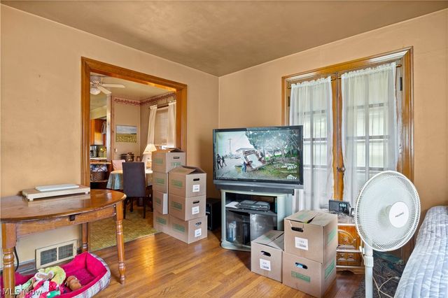 406 Root Road, Lorain, OH 44052