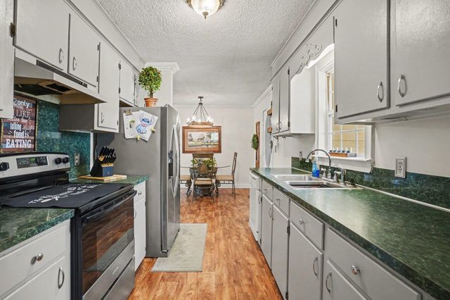 2615 Morgan Rd., Conway, SC 29526