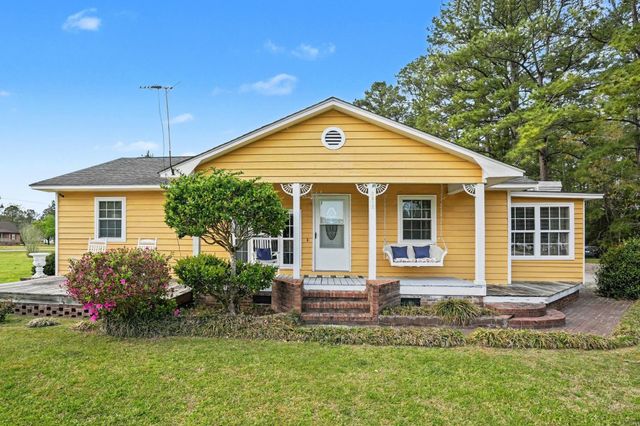 2615 Morgan Rd., Conway, SC 29526