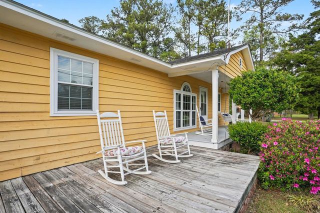 2615 Morgan Rd., Conway, SC 29526