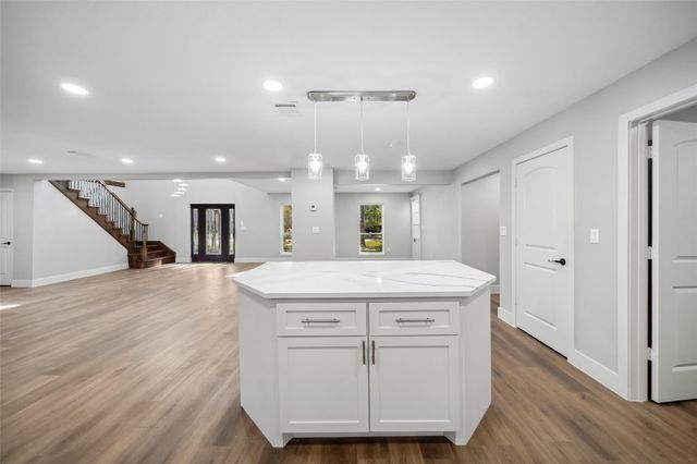 6306 Inway Drive, Spring, TX 77389