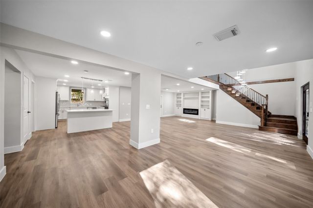 6306 Inway Drive, Spring, TX 77389