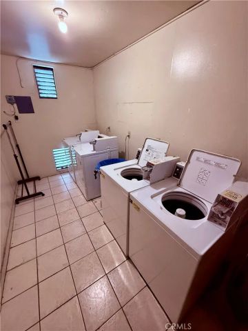 3300 W Orange Avenue 6, Anaheim, CA 92804