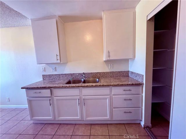 3300 W Orange Avenue 6, Anaheim, CA 92804