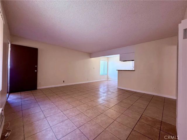3300 W Orange Avenue 6, Anaheim, CA 92804