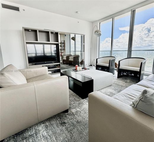 79 SW 12th Street 4012S, Miami, FL 33130