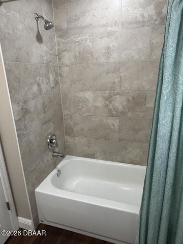 305 Fletcher Avenue, Daytona Beach, FL 32114