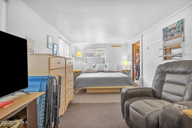 230 NE 66th Street, Oak Island, NC 28465