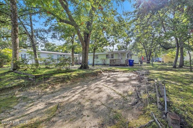 230 NE 66th Street, Oak Island, NC 28465