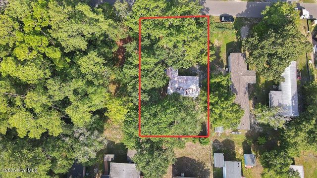 230 NE 66th Street, Oak Island, NC 28465