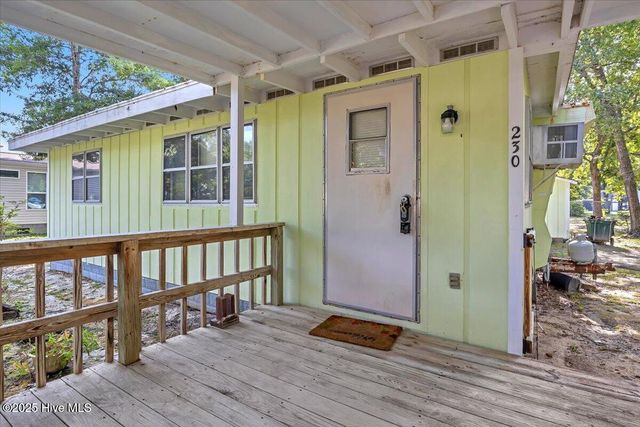 230 NE 66th Street, Oak Island, NC 28465