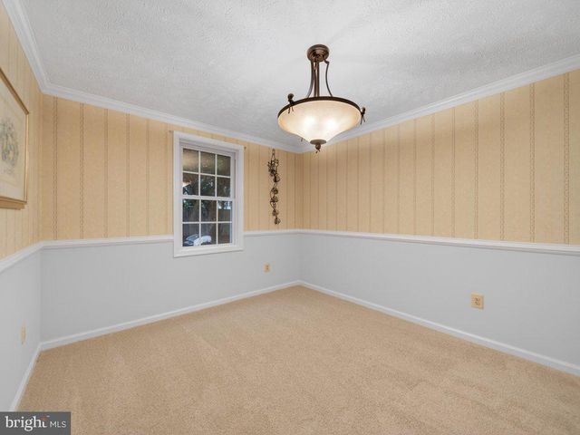 9136 KARLO ST, Manassas, VA 20110