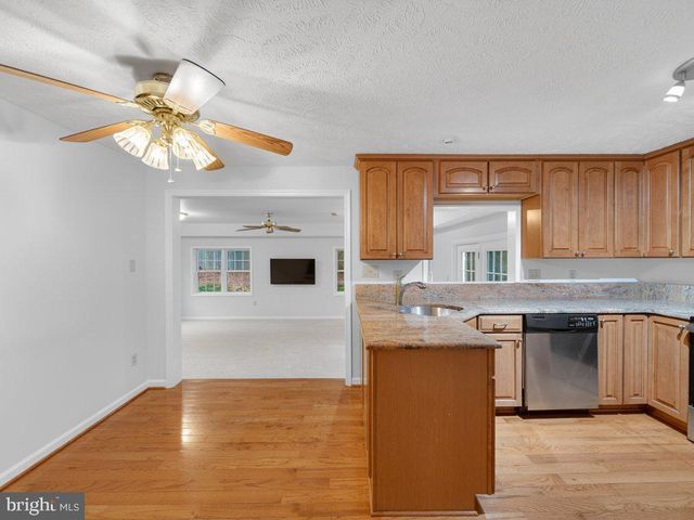 9136 KARLO ST, Manassas, VA 20110