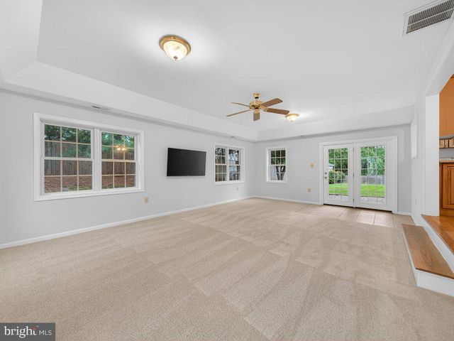 9136 KARLO ST, Manassas, VA 20110