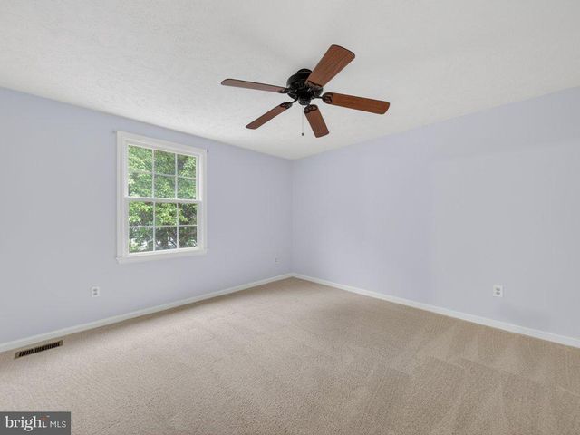 9136 KARLO ST, Manassas, VA 20110