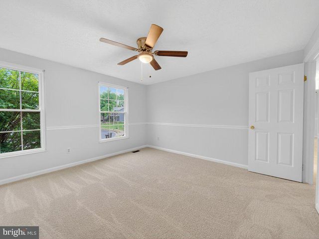 9136 KARLO ST, Manassas, VA 20110