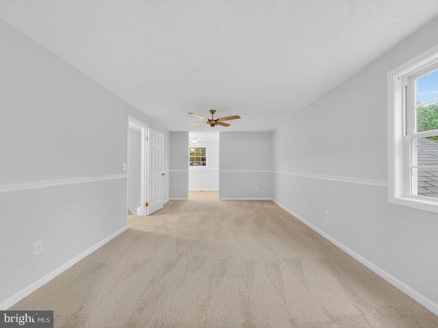 9136 KARLO ST, Manassas, VA 20110