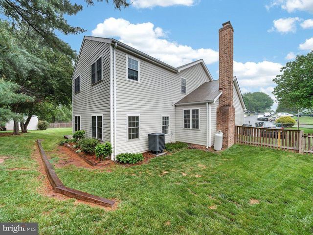 9136 KARLO ST, Manassas, VA 20110