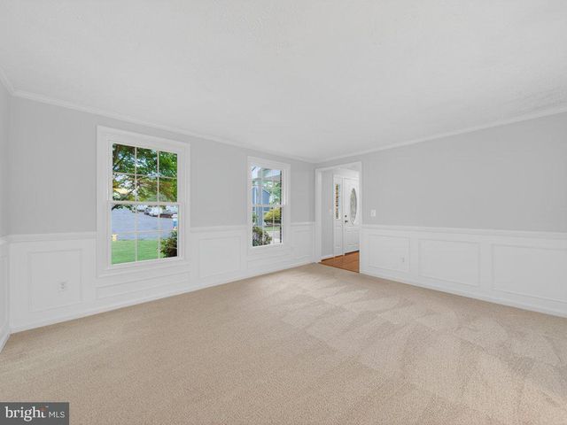 9136 KARLO ST, Manassas, VA 20110