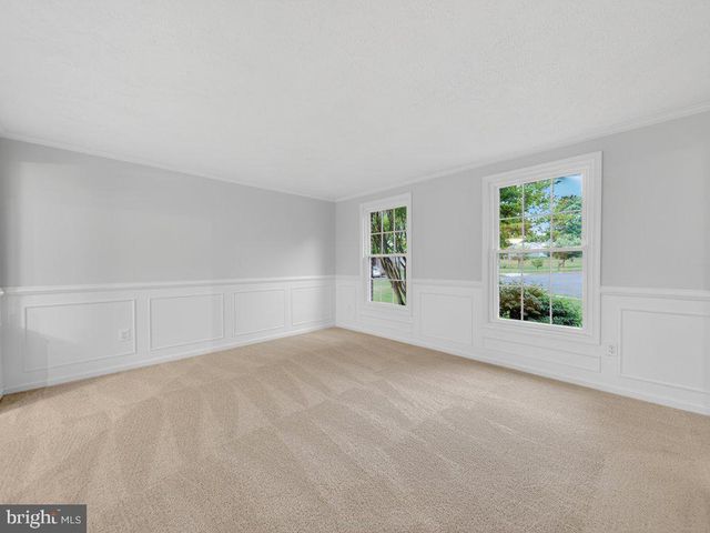 9136 KARLO ST, Manassas, VA 20110
