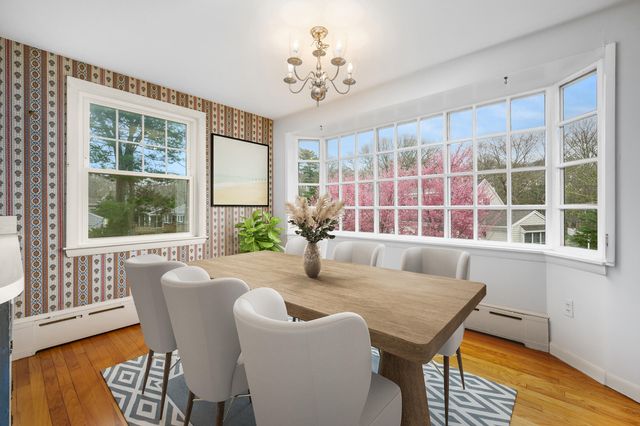 42 Oak Lane, Osterville, MA 02655