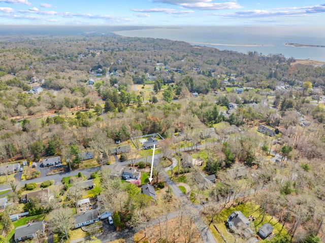 42 Oak Lane, Osterville, MA 02655