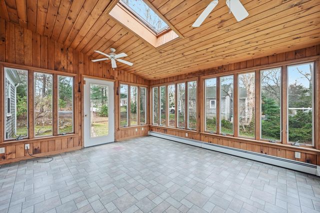 42 Oak Lane, Osterville, MA 02655