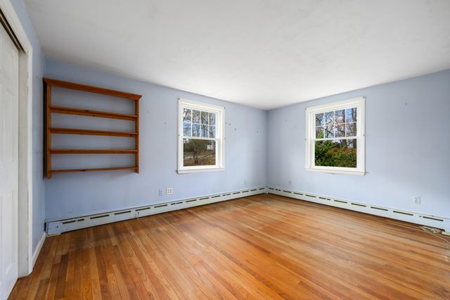 42 Oak Lane, Osterville, MA 02655