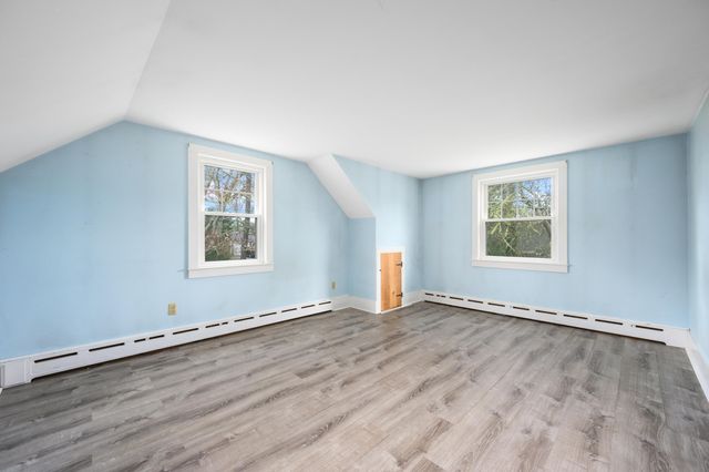 42 Oak Lane, Osterville, MA 02655