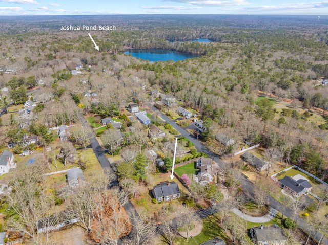 42 Oak Lane, Osterville, MA 02655