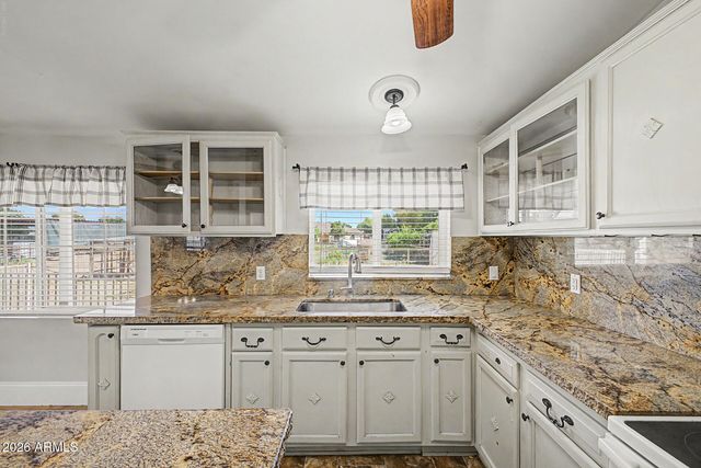 16454 E FAIRVIEW Street, Gilbert, AZ 85295