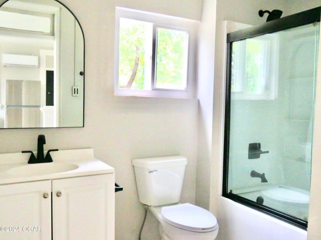 1230 W 9th Street, Joplin, MO 64801