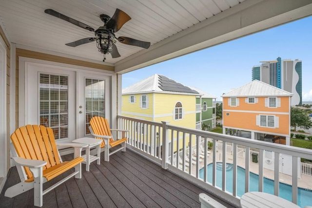 520 Caribbean Way, Myrtle Beach, SC 29577