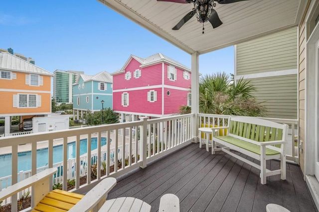 520 Caribbean Way, Myrtle Beach, SC 29577