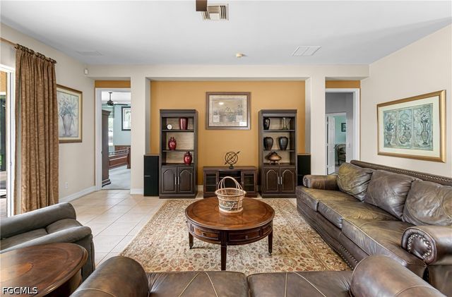 12111 Hidden Links DR, Fort Myers, FL 33913