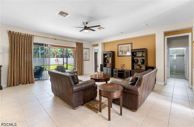 12111 Hidden Links DR, Fort Myers, FL 33913