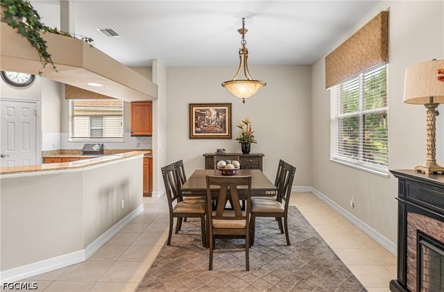 12111 Hidden Links DR, Fort Myers, FL 33913